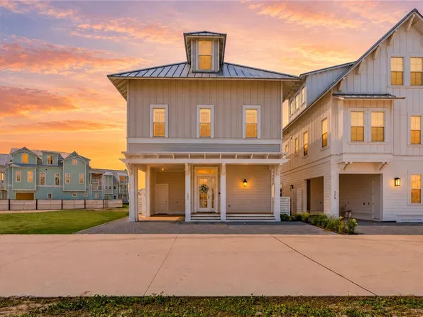 101 Yearling Ln, Port Aransas, TX 78373