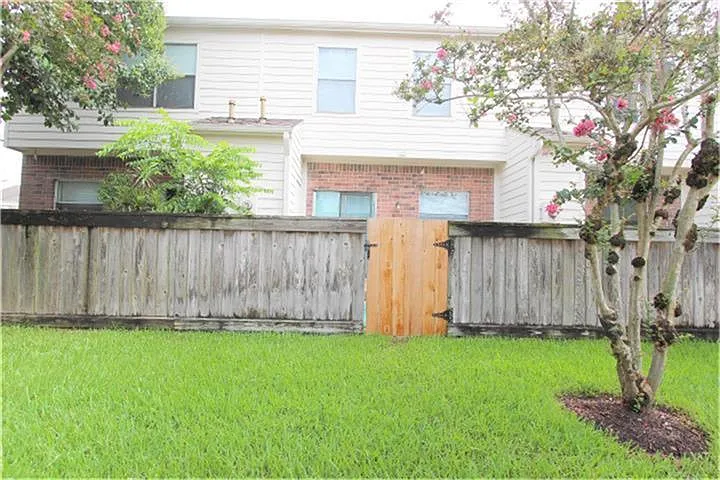 2930 Grants Lake Blvd #2305 — Photo 24