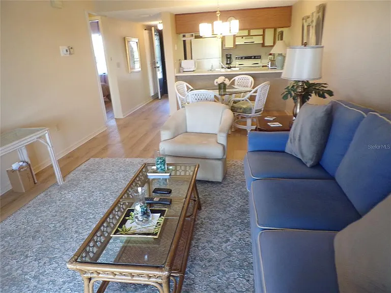 4016 Oakview Dr #J9 — Photo 13