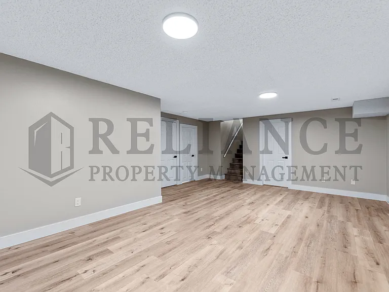 6908 W Oneil St — Photo 29