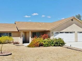 8458 Bannock Trl, Yucca Valley, CA 92284