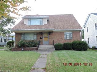 1020 Dan St, Akron, OH 44310