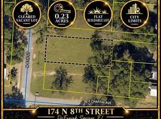 174 8th St, Defuniak Springs, FL 32433