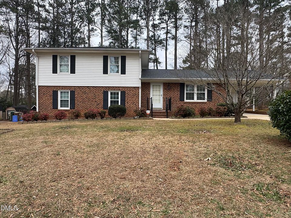 1st image of 807 Palmetto Dr