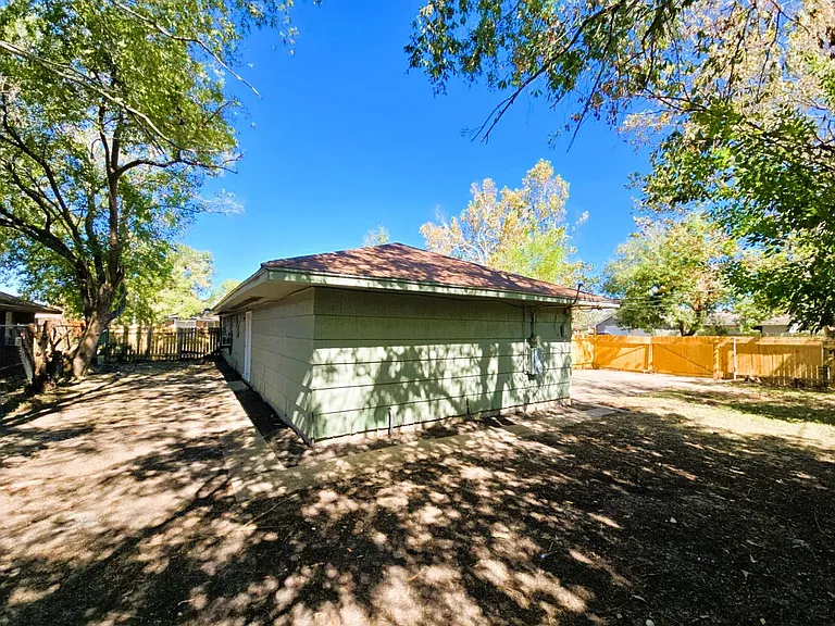 4203 Wuthering Heights Dr — Photo 27