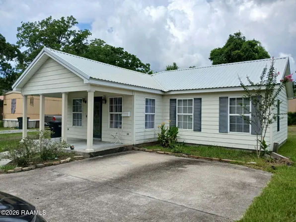 202 Fontelieu Dr, New Iberia, LA 70560
