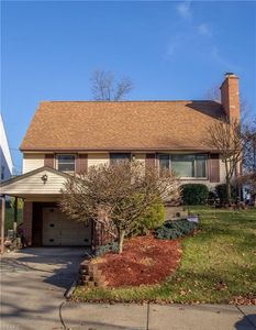 926 Ridge Rd NW, Canton, OH, 44703