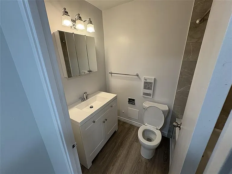 325 Marttila Dr — Photo 12