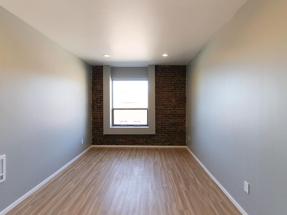 Hart Everett 1313 Hewitt Ave Everett WA Zillow