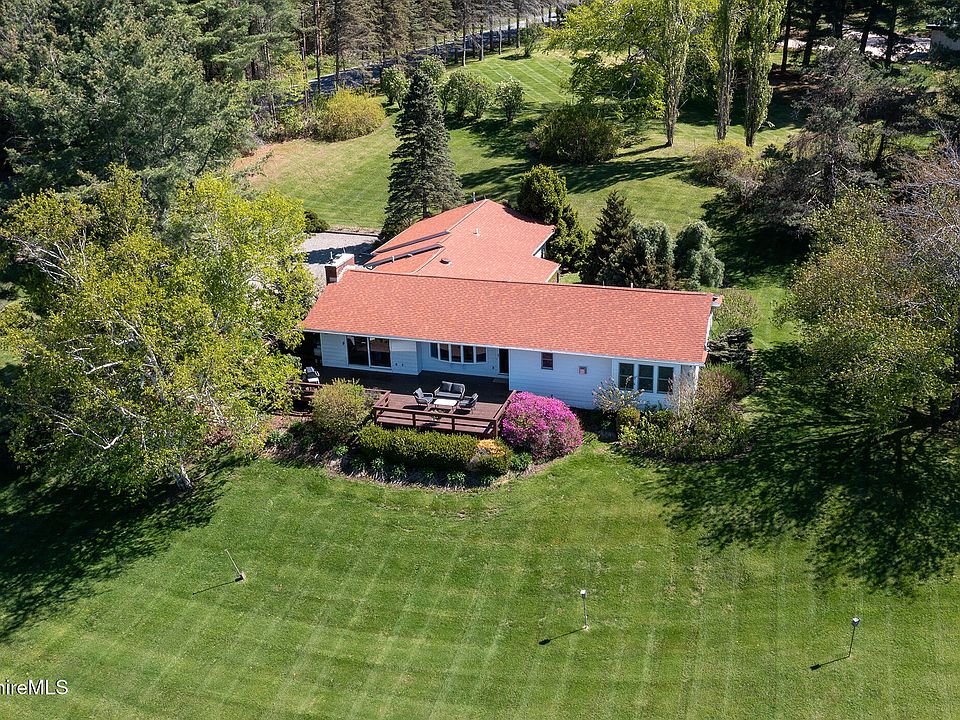1st image of 523 Breezy Hill Rd