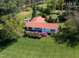 523 Breezy Hill Rd, Hillsdale, NY 12529