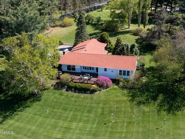 523 Breezy Hill Rd, Hillsdale, NY 12529