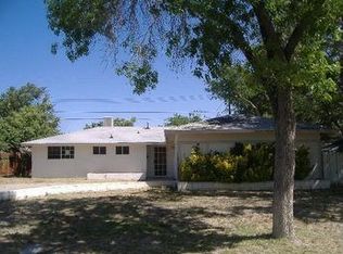 1235 E Avenue R6, Palmdale, CA 93550