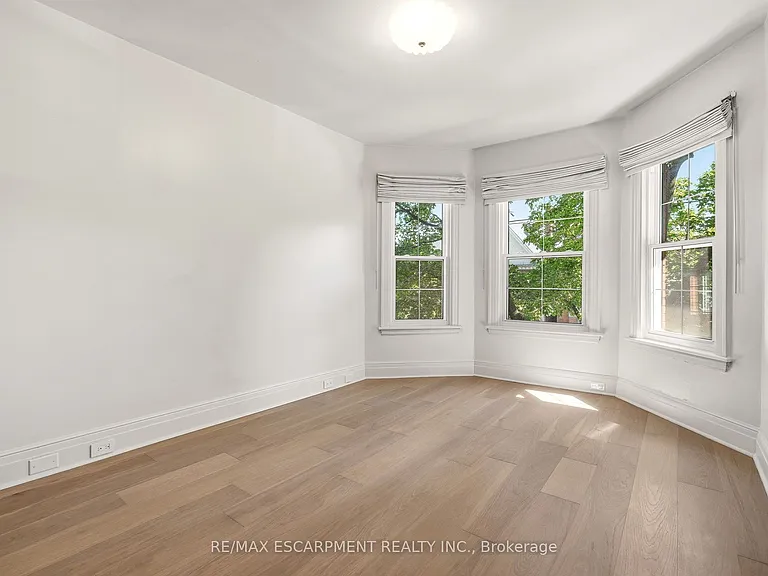 131 Markland St — Photo 39