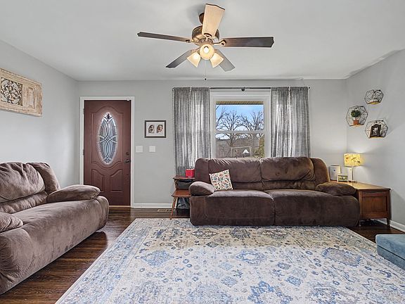 5th image of 820 Allen Rd