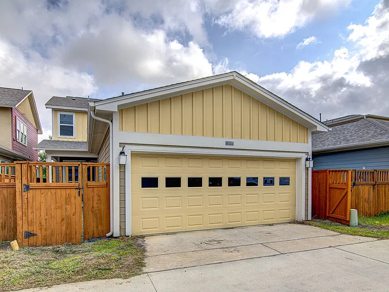 2409 Moreno St — Photo 28