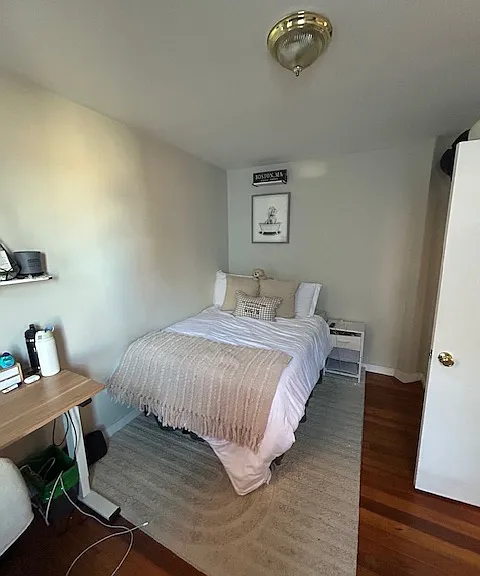 220 Hanover St #28 — Photo 32