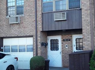 15607 77th St, Howard Beach, NY 11414