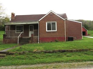 240 Calvary Rd, Rose Hill, VA 24281