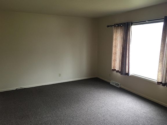 5th image of 1316 Church St