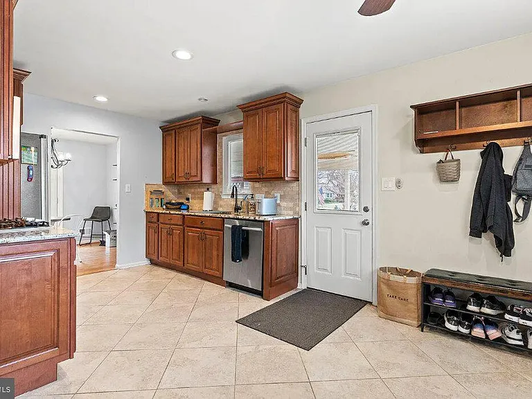 7005 Stone Mill Pl — Photo 18