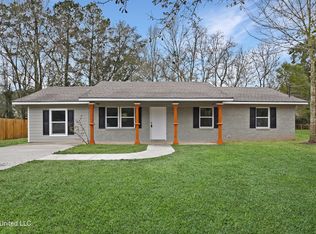 8309 Sherbrook St, Moss Point, MS 39562
