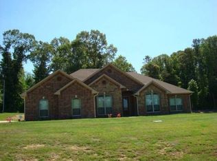 230 Towering Oaks Mdws, Longview, TX 75602