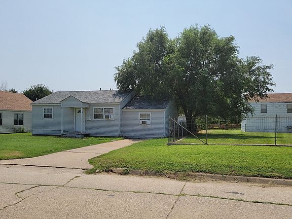 2nd image of 359 E Cedar Ave