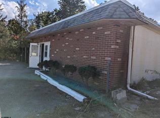 5015 Spruce Ave, Egg Harbor Township, NJ 08234
