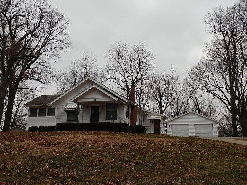 1st image of 1712 S 41st St