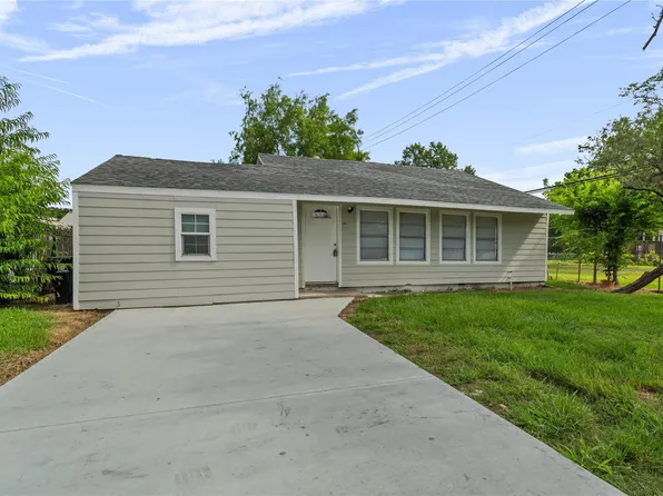 5931 Southville St, Houston, TX 77033