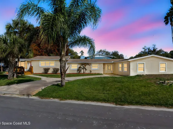 135 Oakledge Dr, Rockledge, FL 32955