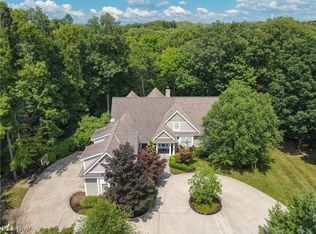 3611 W Galloway Dr, Richfield, OH 44286