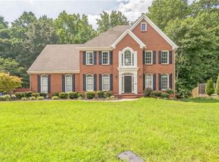 2260 Cobble Creek Ln, Grayson, GA