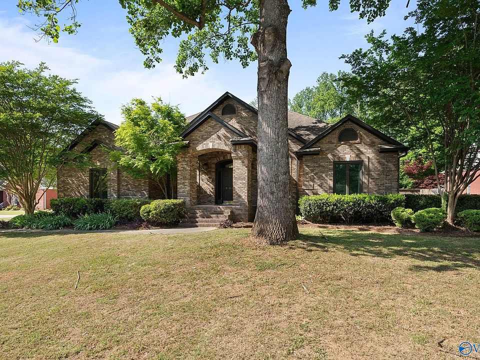 1st image of 205 Kelsey Lynn Ln