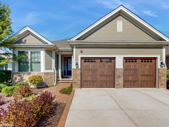 1695 Elderberry Ct, Lake Forest, IL 60045