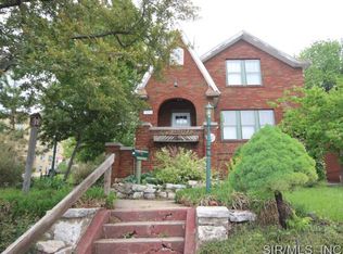 1004 E 4th St, Alton, IL 62002