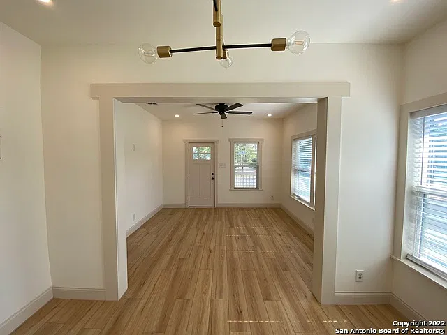 2 bed, 1.0 bath, 767 sqft, $1,350 — Photo 4