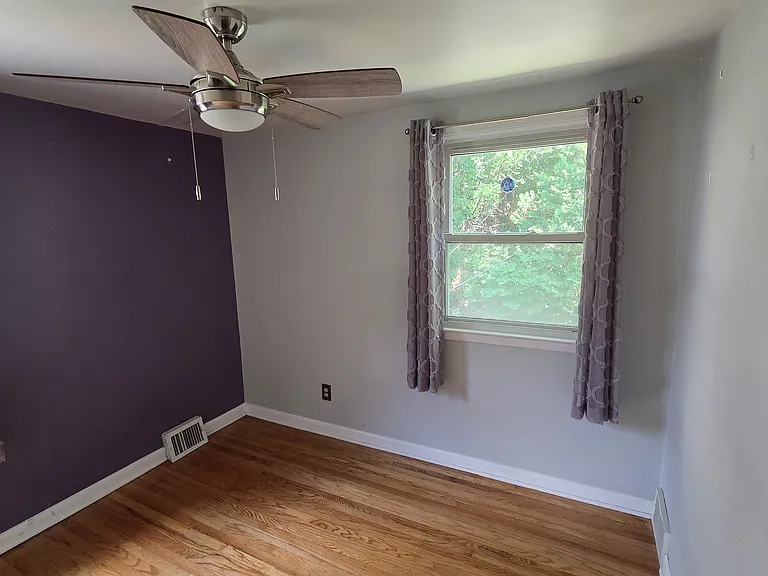 746 Cinnaminson St — Photo 16