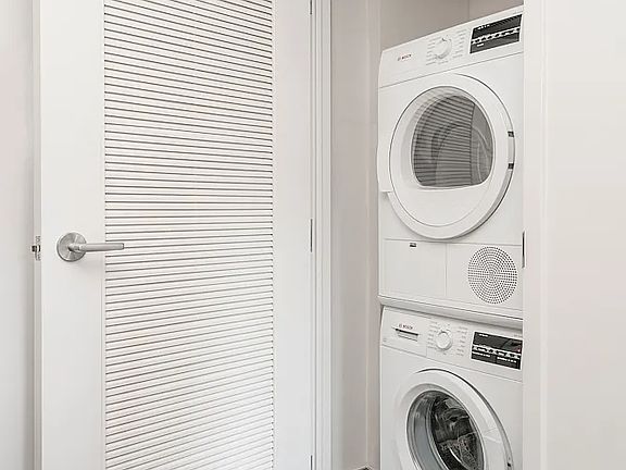 5th image of 310 Clarkson Ave #511