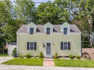 24 School St, Georgetown, MA 01833