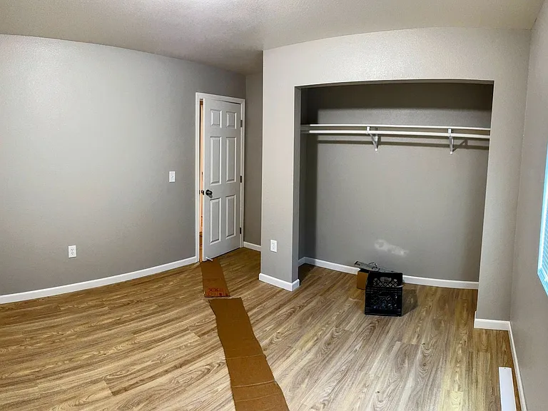 3776 Laddell Ave — Photo 5