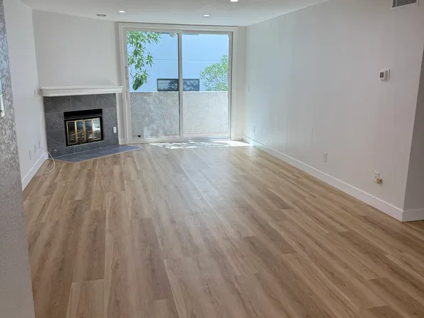 Barrington Apartment, 633 S Barrington Ave APT 105, Los Angeles, CA 90049