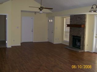 1734 Broadmoor Dr, New Braunfels, TX 78130