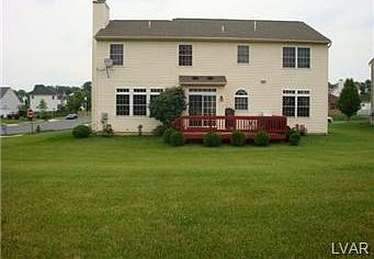 3rd image of 2292 Toursdale Dr