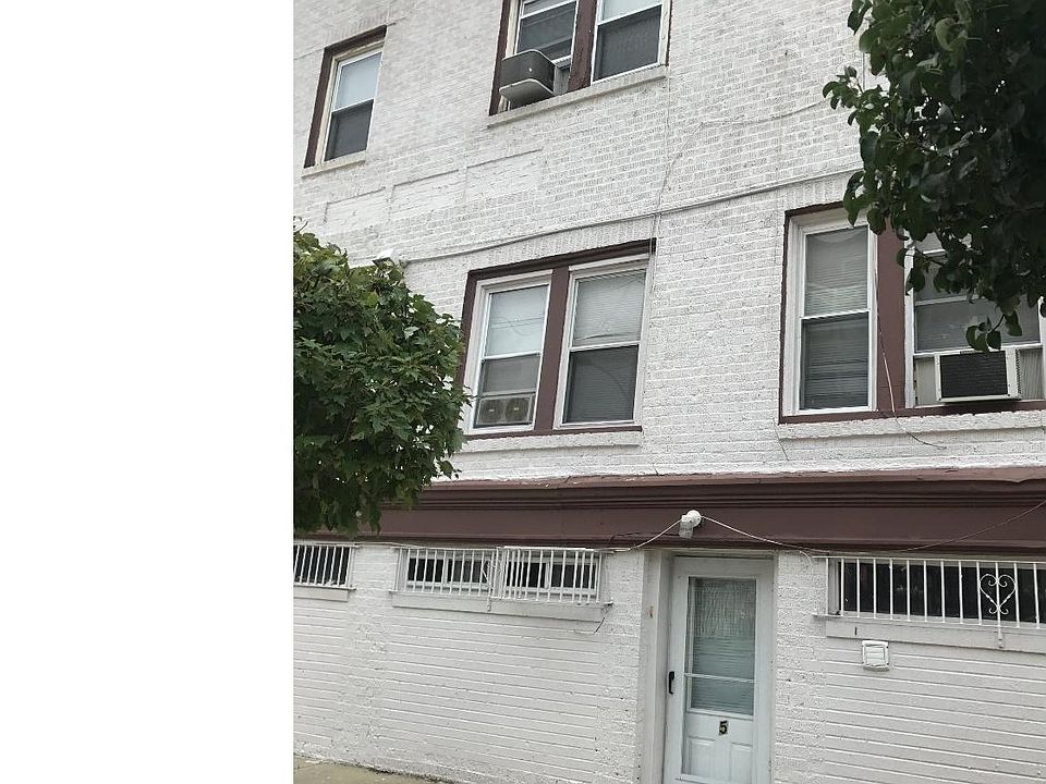 1st image of 2020 65th Ave APT 5