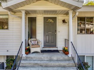 15451 4th Ave NE, Seattle, WA 98155