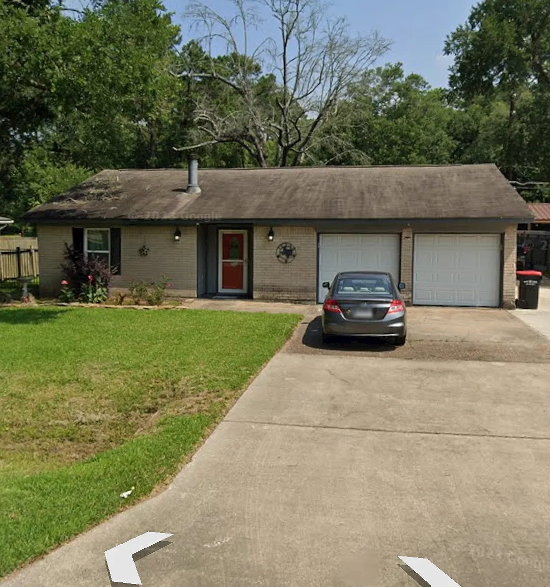 3 bed, 1344 sqft, $1,900 — Photo 1