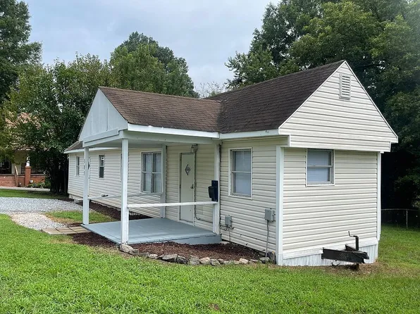 505 Oak St, Mooresville, NC 28115