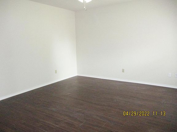 4th image of 10255 Maverick Dr